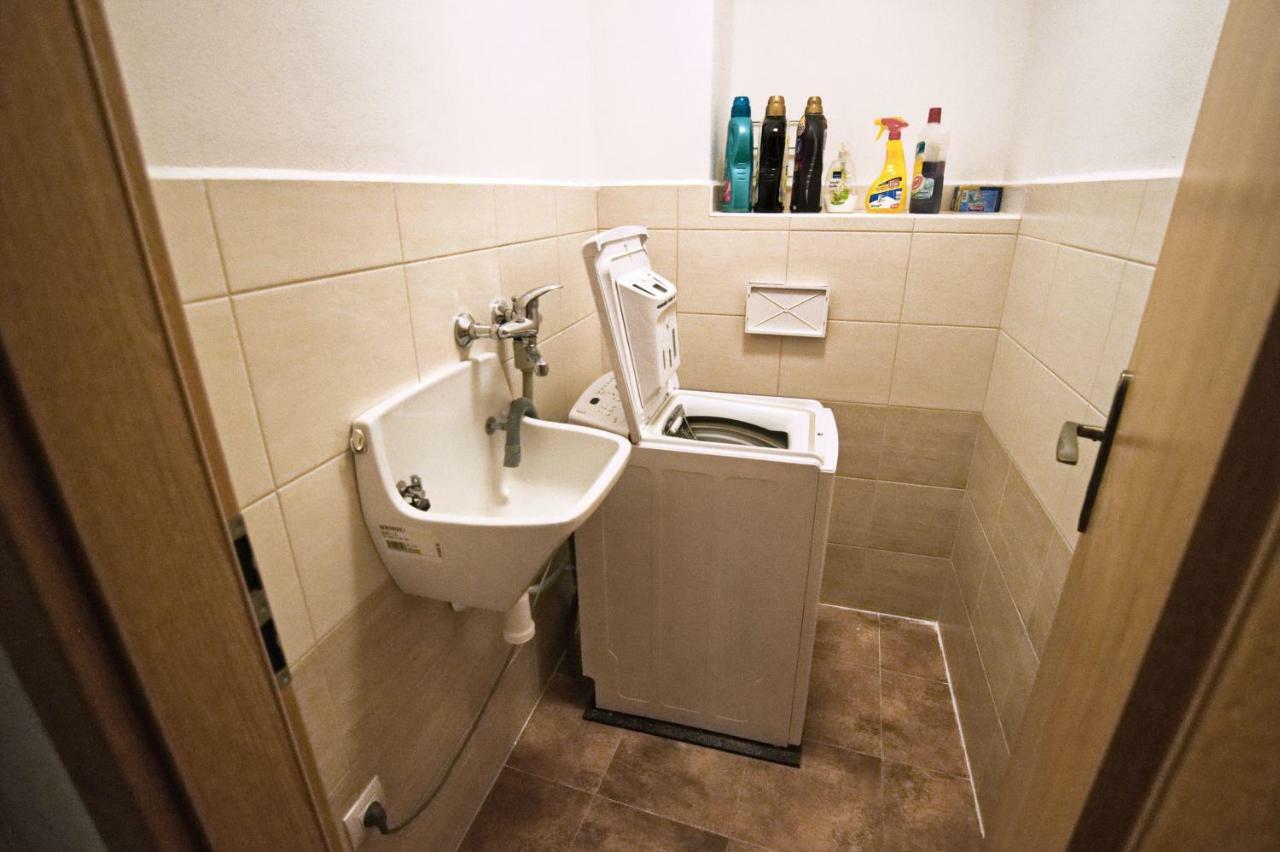 "U Capa" Krasny Apartman V Sedleci Седлец Екстериор снимка