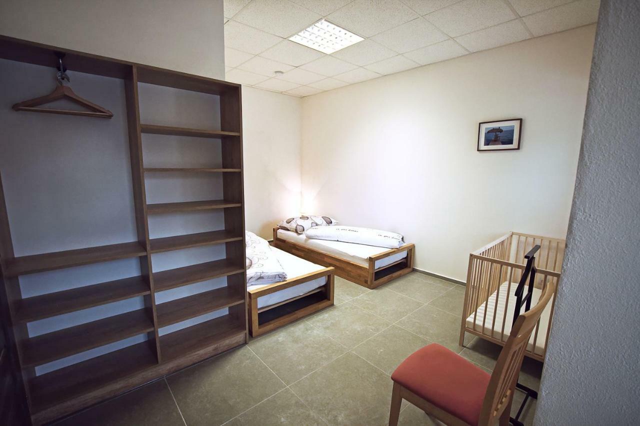 "U Capa" Krasny Apartman V Sedleci Седлец Екстериор снимка