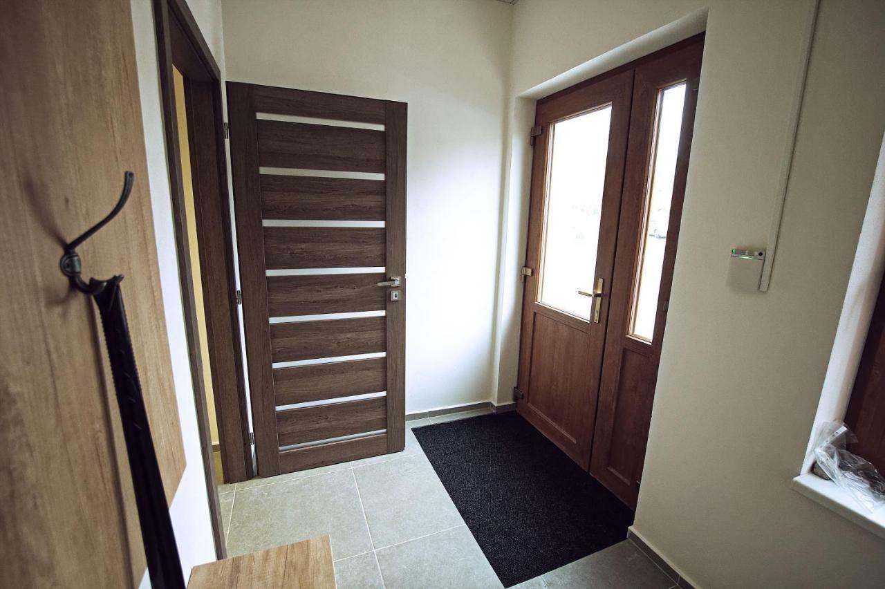 "U Capa" Krasny Apartman V Sedleci Седлец Екстериор снимка